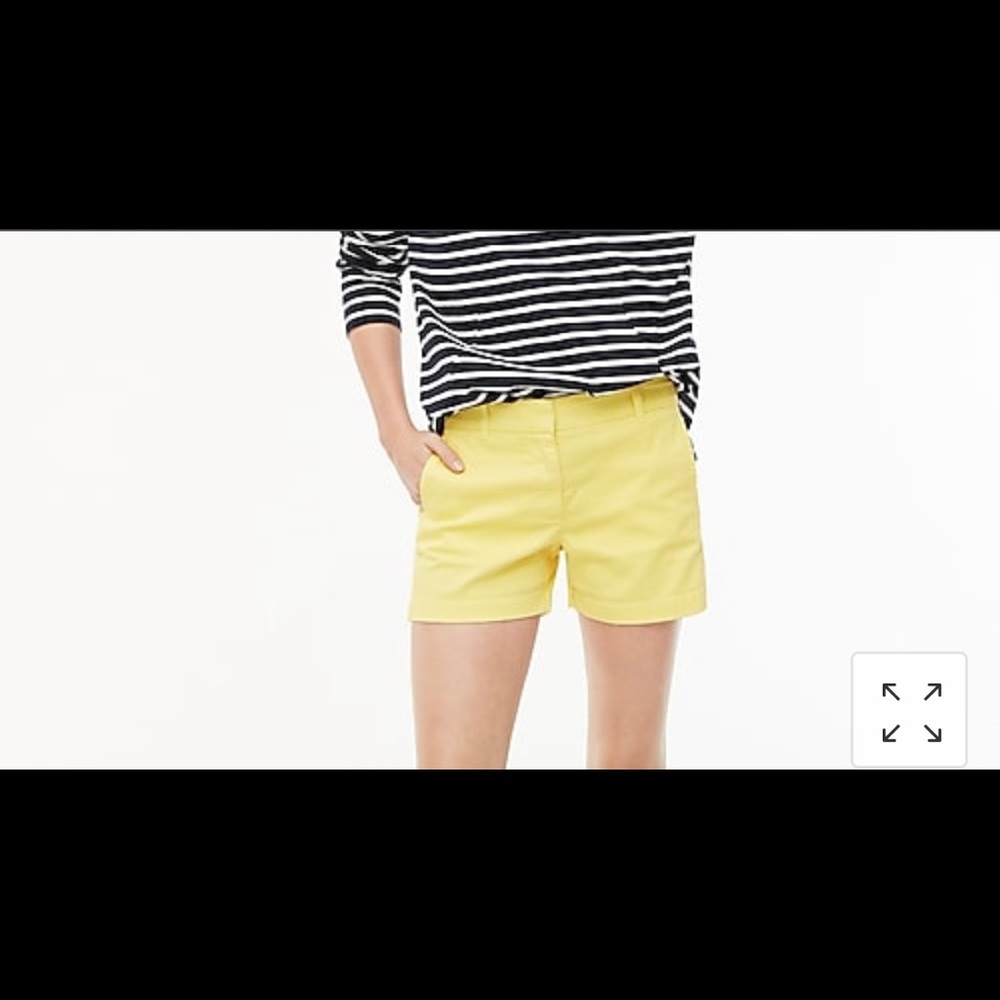 EUC 3’ chino shorts size 2
